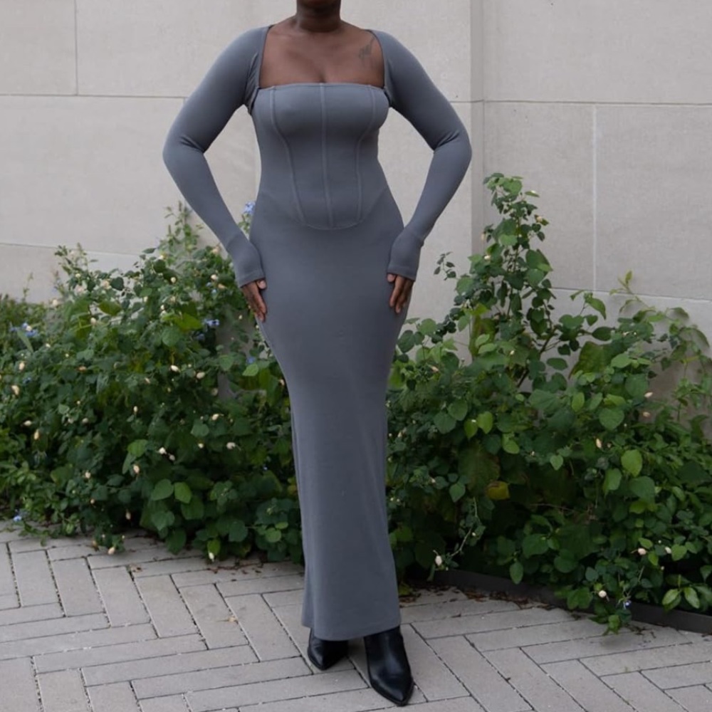 Amazon The Drop dress by @sweetlikeoyin. Size XS.